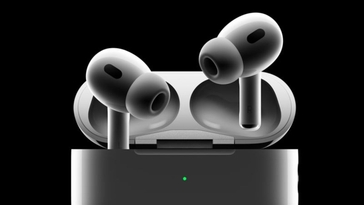 Noul software va permite Apple AirPods Pro 2 să funcționeze ca un aparat auditiv.