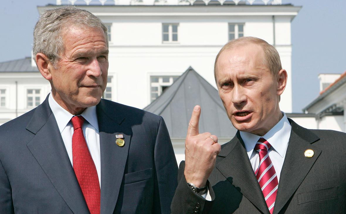 SUA au desecretizat convorbirile dintre Putin și Bush: Mi-ar plăcea să vă văd alături de mine în tranșee.
