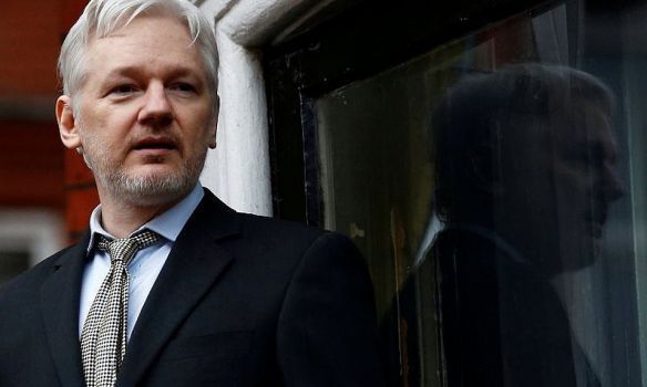 WikiLeaks поспорила на $1 млн, что Ассанж не встречался с Манафортом.
