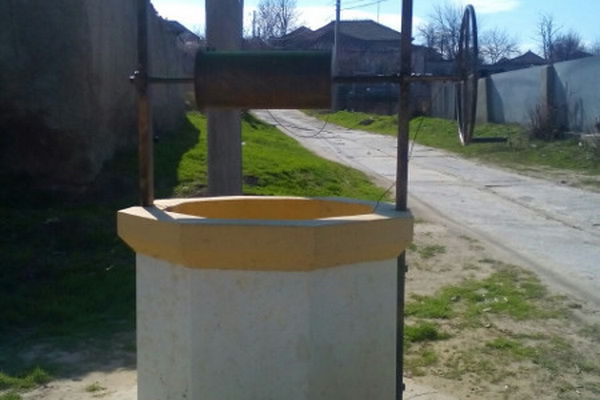 Выпив воды из обычного колодца в Чадыр-Лунге можно заболеть.