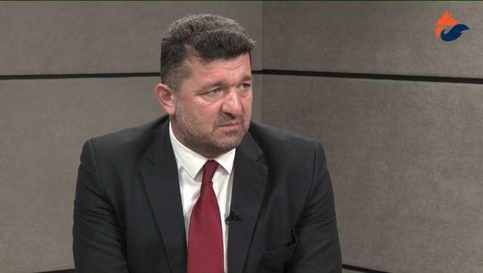 Бывший вице-министр экономики и торговли, представитель партии «Гражданский Конгресс» Юрий Мунтян.