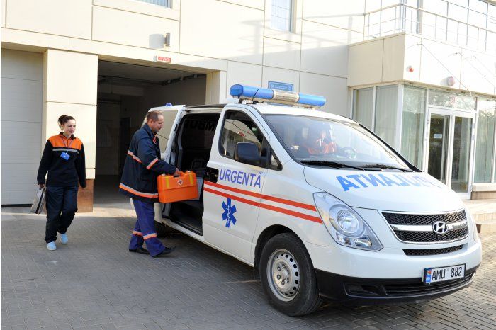 С 29 декабря по 1 января в Службу скорой медицинской помощи обратилось 10 225 человек.