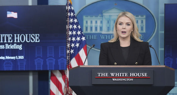 Autoritățile americane încep să anuleze abonamentele plătite la Politico, Associated Press și NYT.