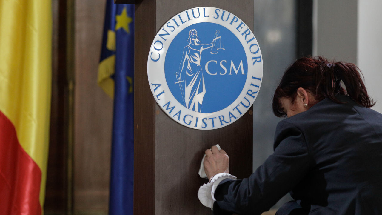 România inițiază un referendum pentru a stabili dacă CSM acționează în interesul public.