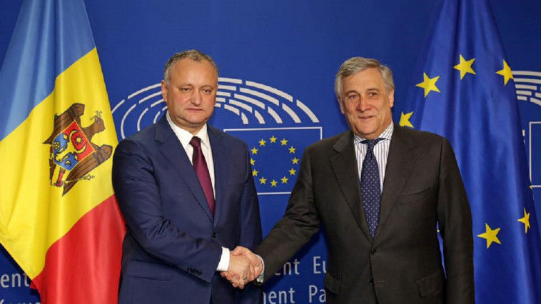 Președintele Republicii Moldova, Igor Dodon și președintele Parlamentului European, Antonio Tajani. Foto: Facebook/Igor Dodon