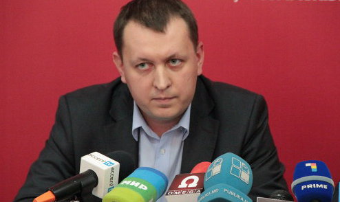 "Sigur că putem doar comenta această faptă, perfidă şi neonestă.”, a menţionat comunistul Grigore Petrenco.