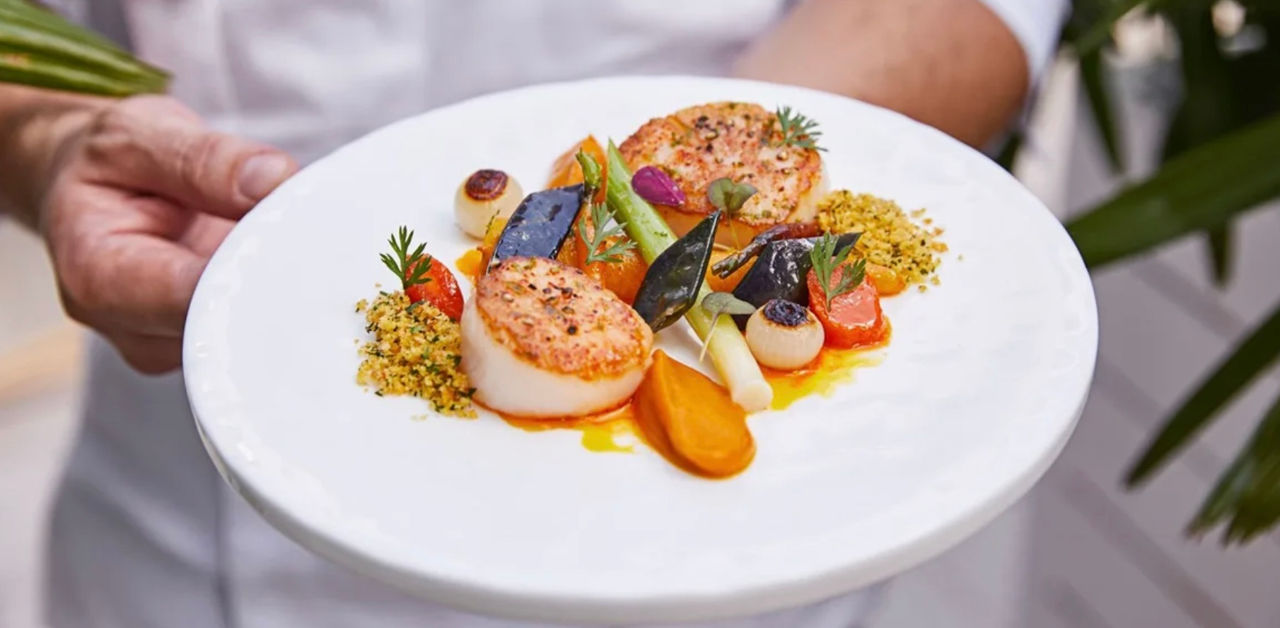 Studiu: Turiștii denaturează clasamentul restaurantelor.