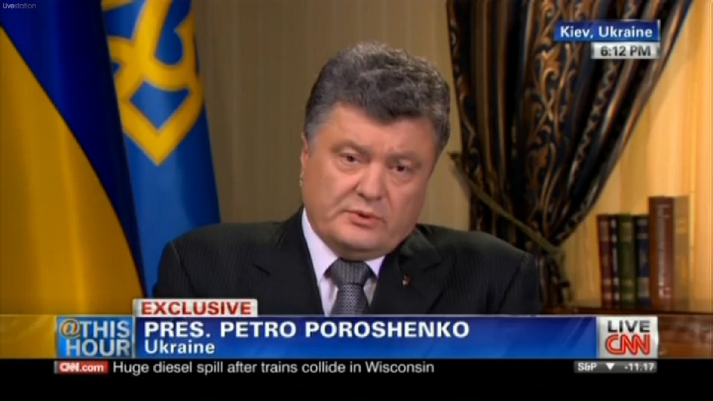 Порошенко назвал ложью версию о причастности Су-25 к катастрофе.