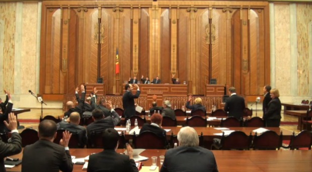 Prin acest document, deputații își reconfirmă sprijinul pentru cursul european al R. Moldova.