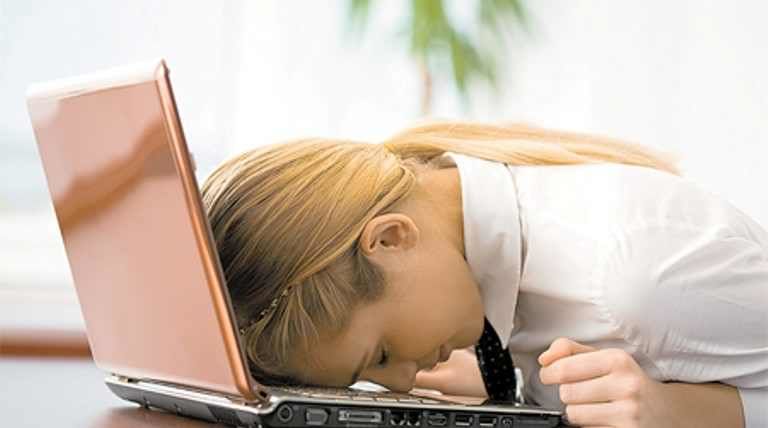 Ca să fii sigură că nu mai ai probleme cu somnolenţa, fă şi o plimbare de 10 minute imediat după masă.