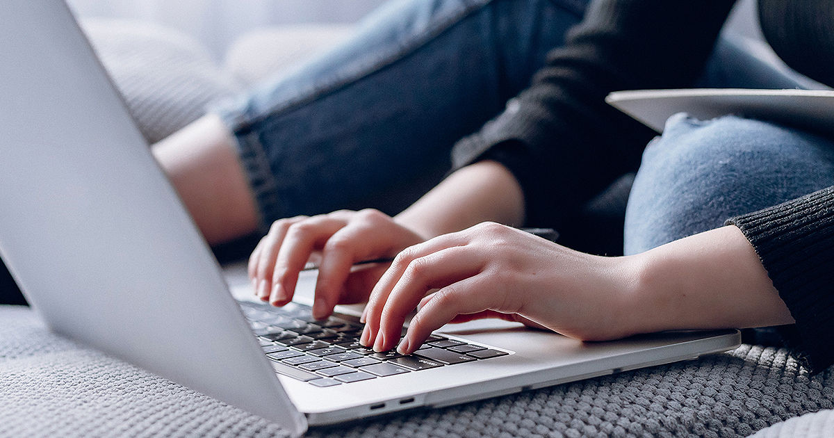Semnătura electronică pentru a depune dosarul de admitere la facultate va fi oferită gratuit.