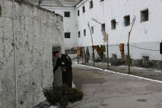 Суд обязал Молдову выплатить в качестве моральной компенсации 2 тыс. евро за несправедливое судебное разбирательство.