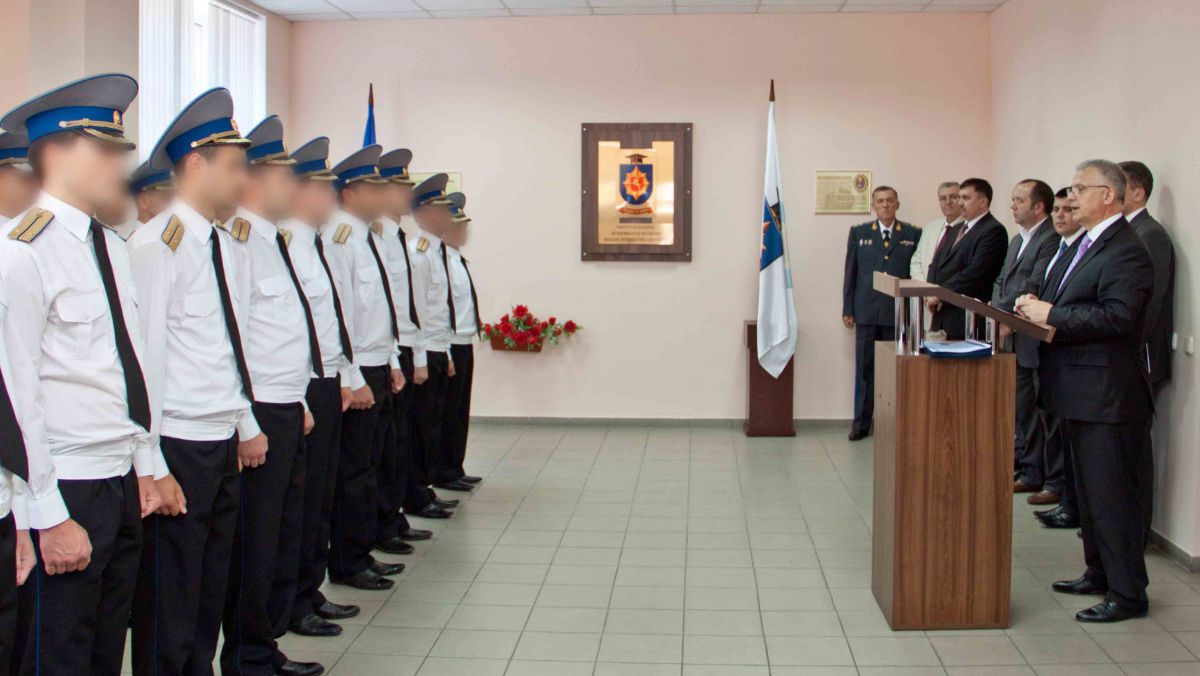Colaboratorii SIS, aproape de a obține dreptul deținerii altor cetățenii