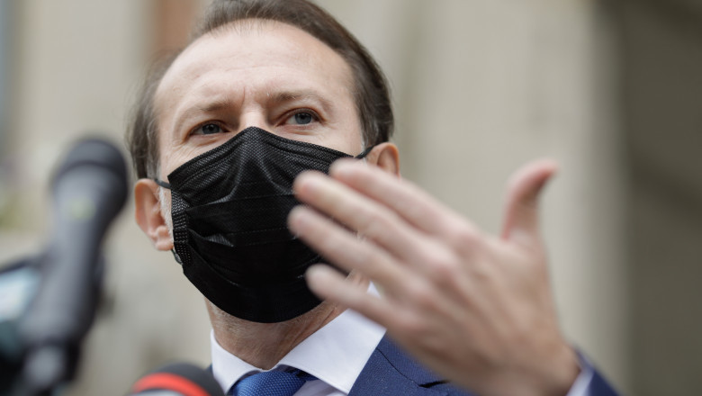 Экс-премьер Румынии: Нужно немедленно прекратить торговлю с Россией.