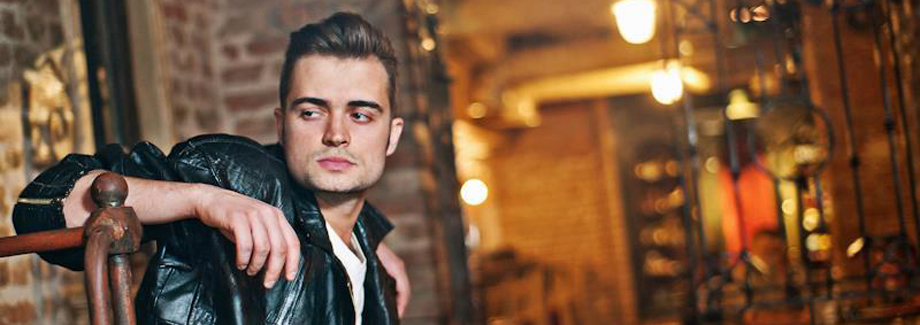 Cântăreţul basarabean Cătălin Josan este printre vedetele care se întrec într-ale bucătăriei la show-ul MasterChef – Proba celebrităţii.