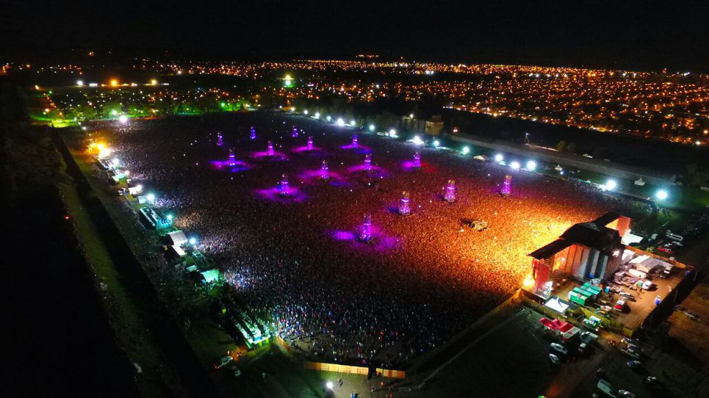 Concertul în aer liber al cântăreţului rock Indio Solari. 