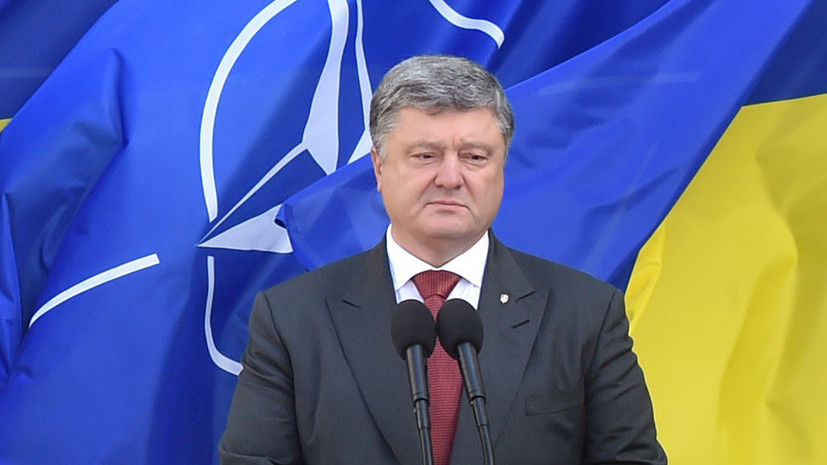 Порошенко подписал указ о годовом сотрудничестве Украины с НАТО.