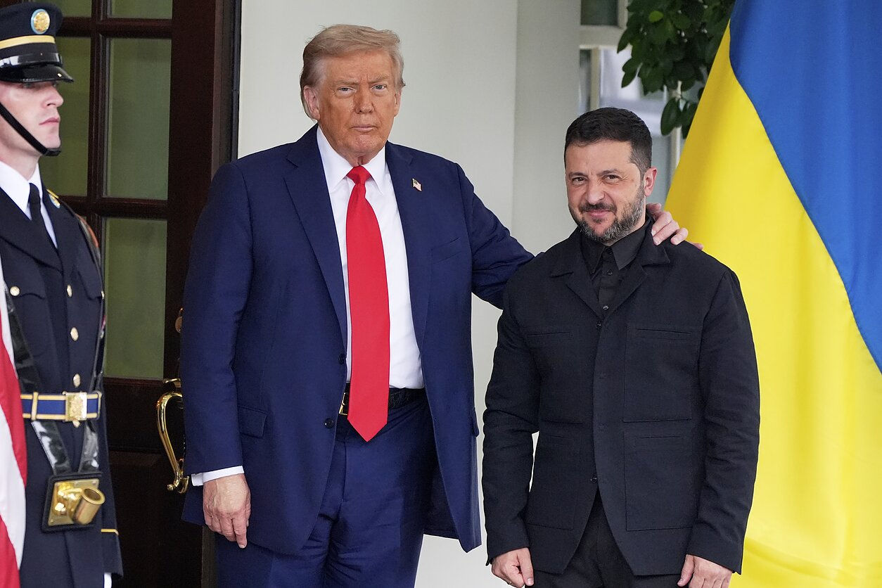Трамп: Зеленский должен проявить гибкость в переговорах с Путиным.