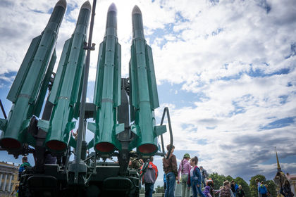О скором принятии на вооружении «Бук-М3» военные говорили в 2007 и 2012 годах.