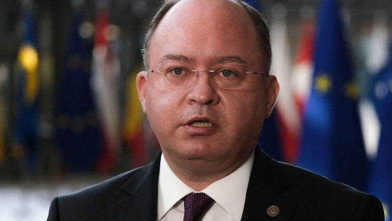 Глава МИД Румынии Богдан Ауреску.