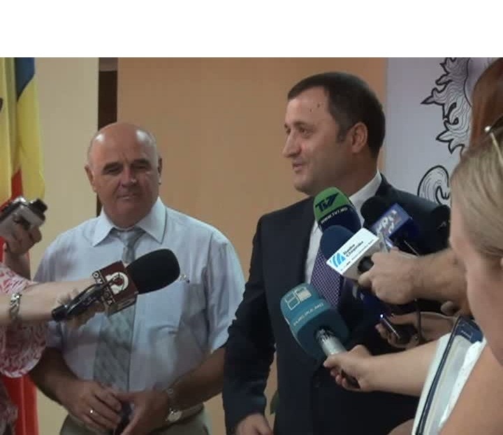 По их мнению, премьер превысил полномочий, потребовав от силовых структур вмешаться в ситуацию в Бельцах. Фото: esp.md