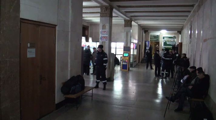 “Дебаты по данному вопросу не могут транслироваться в онлайн-режиме”.