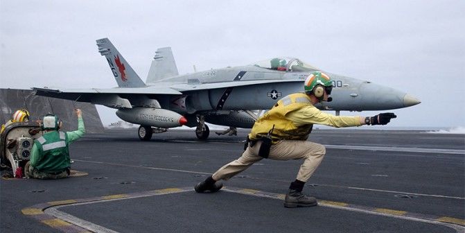 Трамп предложил использовать паровые катапульты на новых авианосцах ВМС США.