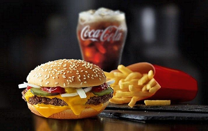 Reclama a fost creată de agenția de publicitate Leo Burnett din Londra și a fost lansată pe 12 mai pentru a fi transmisă pe o perioadă de șapte săptămâni. 