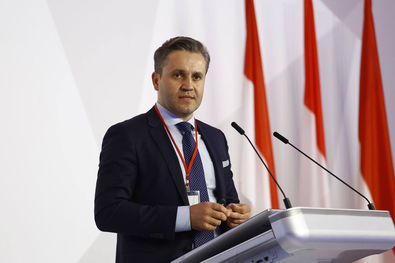 Бывший адвокат Филата пытается вернуть отозванную лицензию.