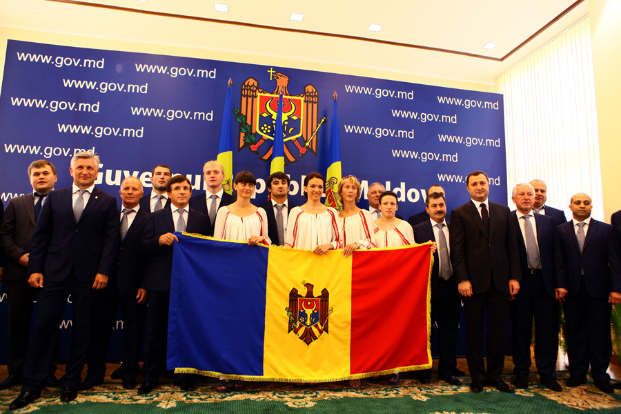 Totodată, premierul i-a felicitat pe sportivii care vor reprezenta Republica Moldova la Jocurile Olimpice - 2012.
