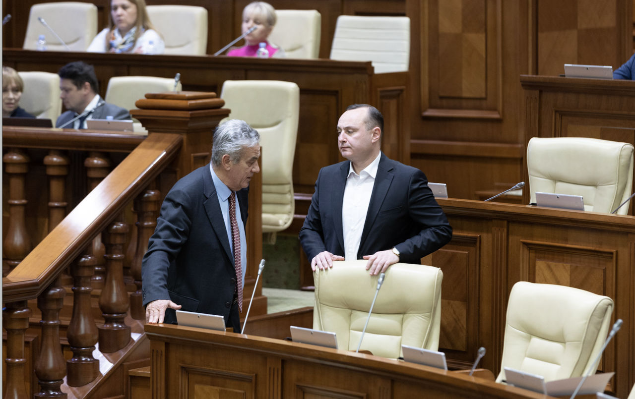 Вице-спикер, член Республиканского совета ПСРМ Влад Батрынча.