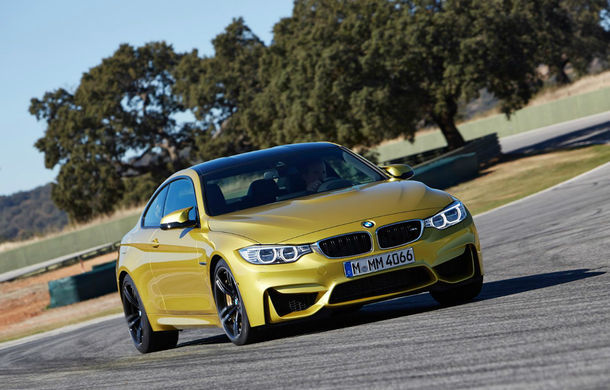 Nici fanii Mini nu vor fi uitaţi. Alături de părintele BMW, producătorul britanic le va prezenta celor prezenţi şi noile Mini Cooper şi Mini John Cooper Works.