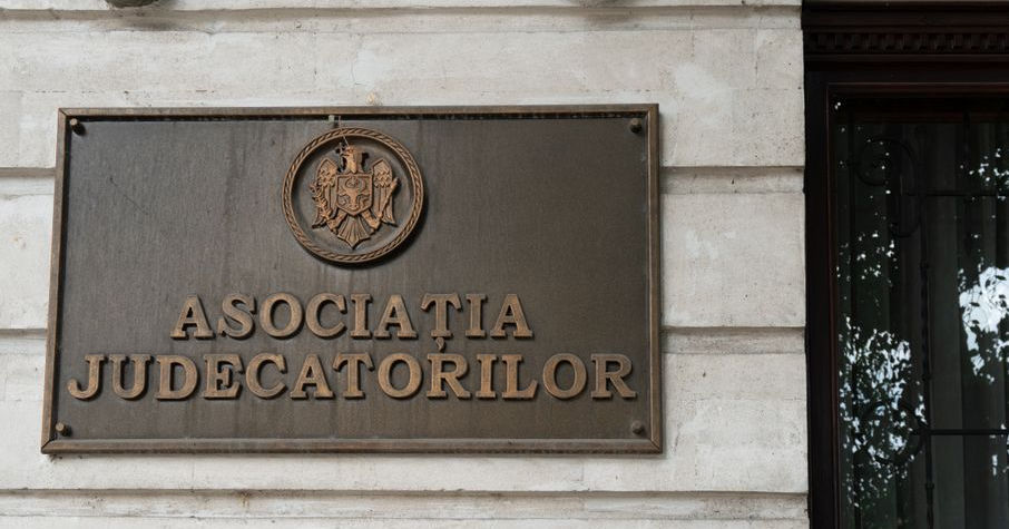 Ассоциация судей: Правосудие не осуществляется под политическим давлением.