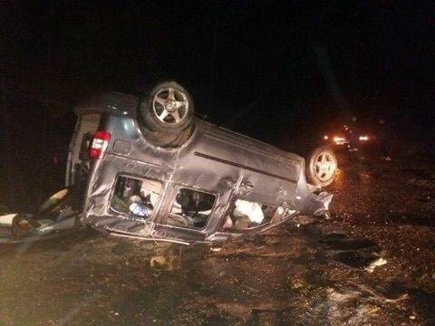 В результате ДТП, спровоцированного пьяным водителем, погибли 4 человека, а еще 2 были ранены. 