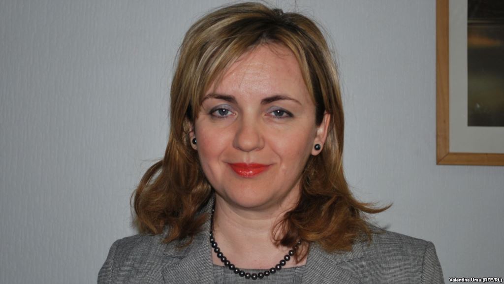 În scrisoarea de mulţumire adresată Institutului European din România, viceprim-ministrul, ministrul Natalia Gherman.