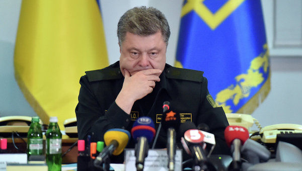 Порошенко выразил уверенность, что около 90% украинцев поддержат “унитарность страны”.