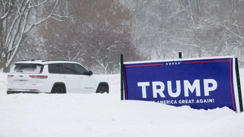 В гонке за номинацию лидирует бывший президент Дональд Трамп.