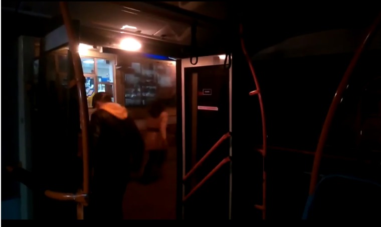 В социальных сетях появилось видео новых троллейбусов, с недавних пор оснащенных беспроводным интернетом.