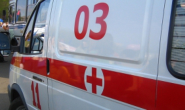 От полученных травм женщина скончалась до приезда «Скорой помощи», которую сразу же вызвал ее супруг.