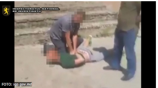O tânără de 23 de ani și soțul său de 20 de ani, domiciliați în orașul Ocnița,  sunt suspectați de șantaj. Foto: igp.gov.md