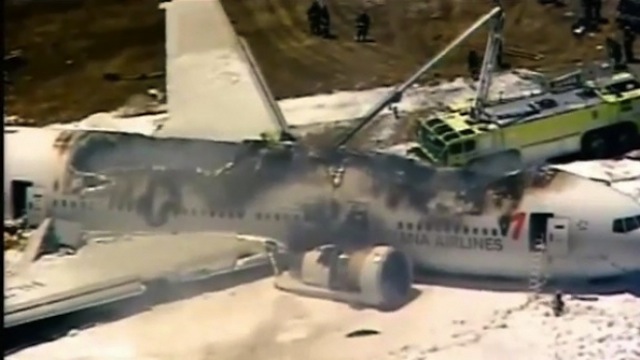 Agenţia americană pentru siguranţa transporturilor (NTSB), a stabilit deja că avionul se apropia cu o viteză net inferioară celei normale, şi că zbura prea jos.