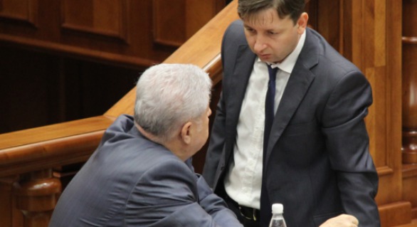 Voronin face haz de necaz pe seama răvașului lui Reșetnicov cu un video din 2010. Foto: independent.md