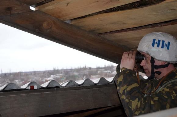 Против около 3 тысяч человек проводятся меры по розыску и задержанию.