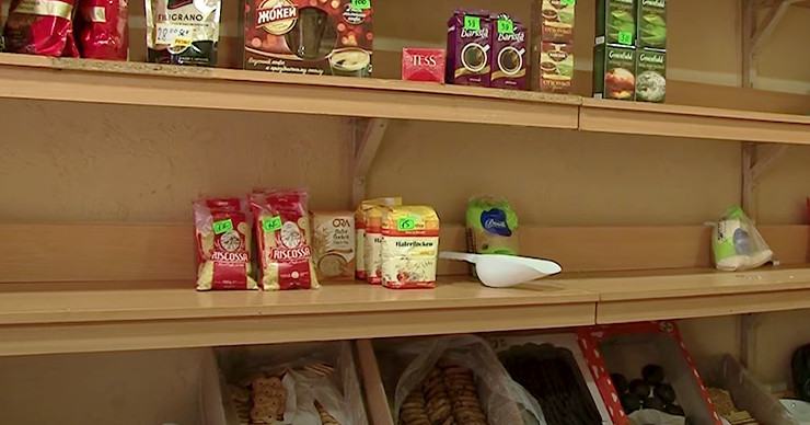 С прилавков в Комрате исчезли продукты первой необходимости: соль и гречка в дефиците.