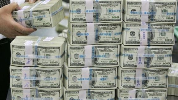 Россия отказалась от расчетов в долларах.