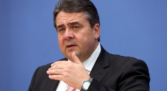 Gabriel s-a exprimat luni în sprijinul lui Steinmeier, în timp ce oficiali NATO și americani au criticat afirmațiile șefului diplomației germane.