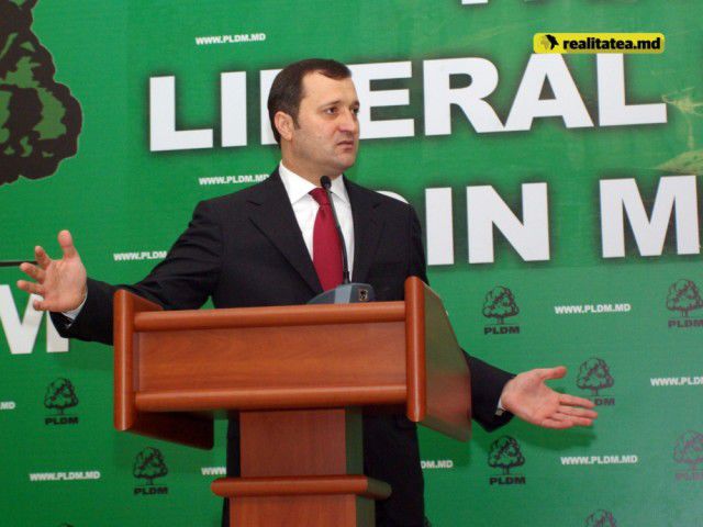 Internauții fac haz pe seama situației din PLDM. Foto: realitatea.md