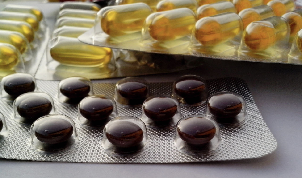 Escrocherie cu medicamente: O femeie a fost obligată să plătească mii de lei pentru pastile.