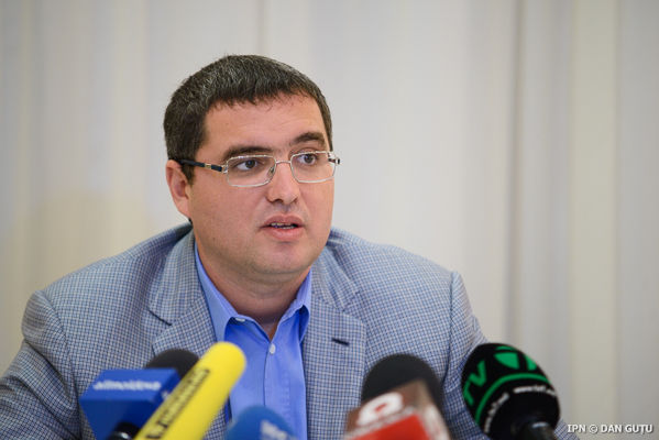 Am recurs la înregistrarea convorbirilor telefonice ale lui Filat din motive de securitate personală, dar şi pentru binele cetăţenilor Republicii Moldova.