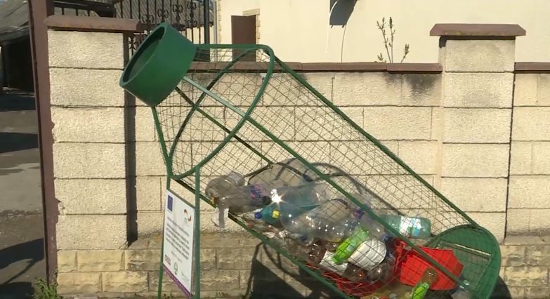В шести селах Страшенского района наладили раздельный сбор мусора.
